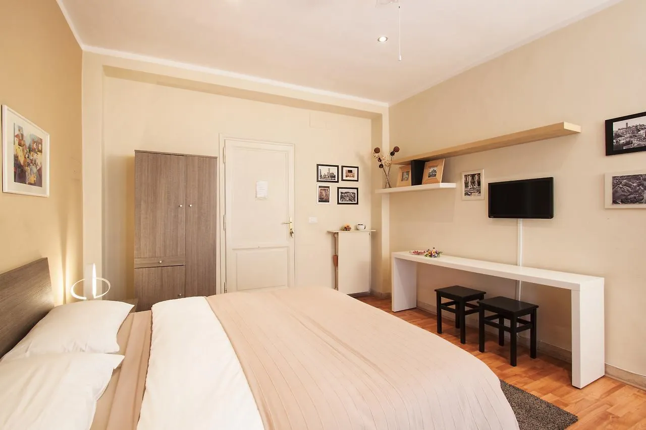 ***** Alojamento de Acomodação e Pequeno-almoço Cultroma B&B Itália
